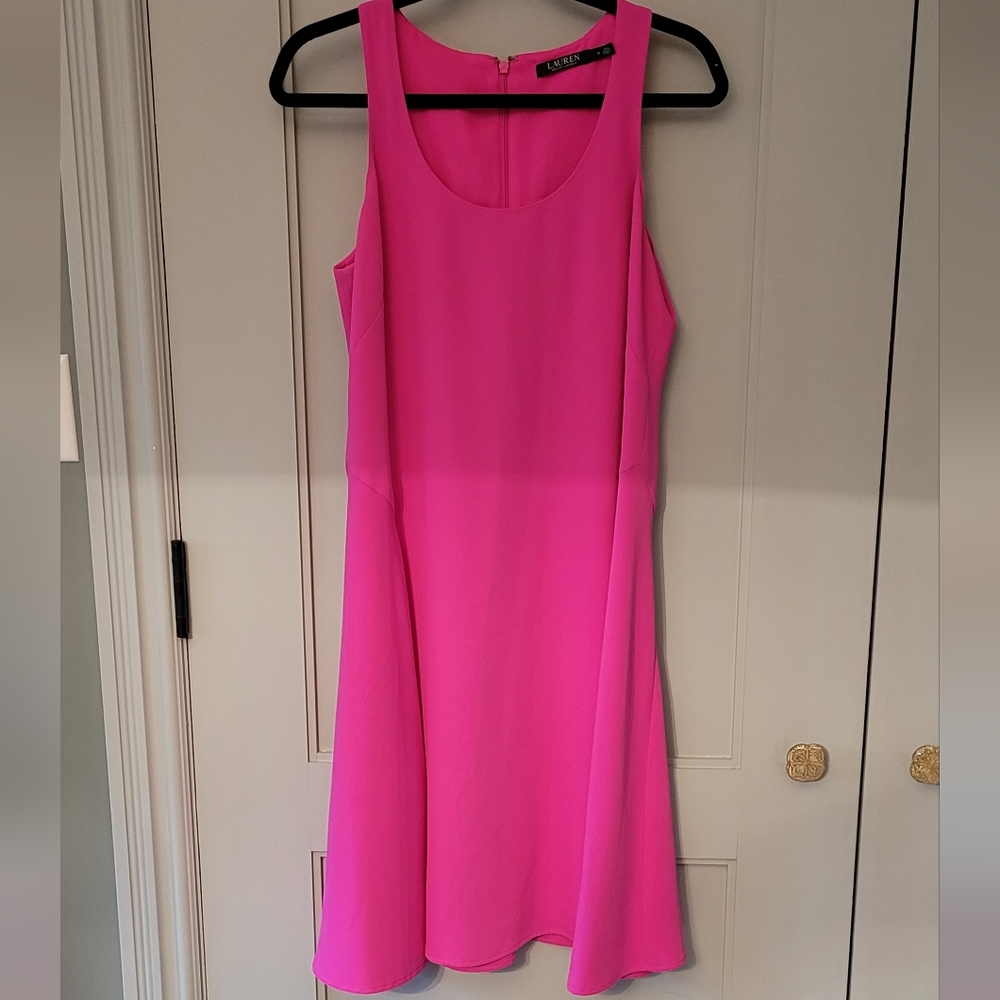 Sleeveless fuchsia cocktail dress